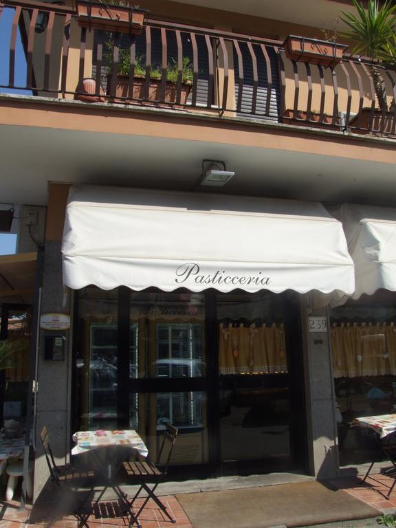 Residenza I Ciclamini Bed & Breakfast Roma Exterior foto